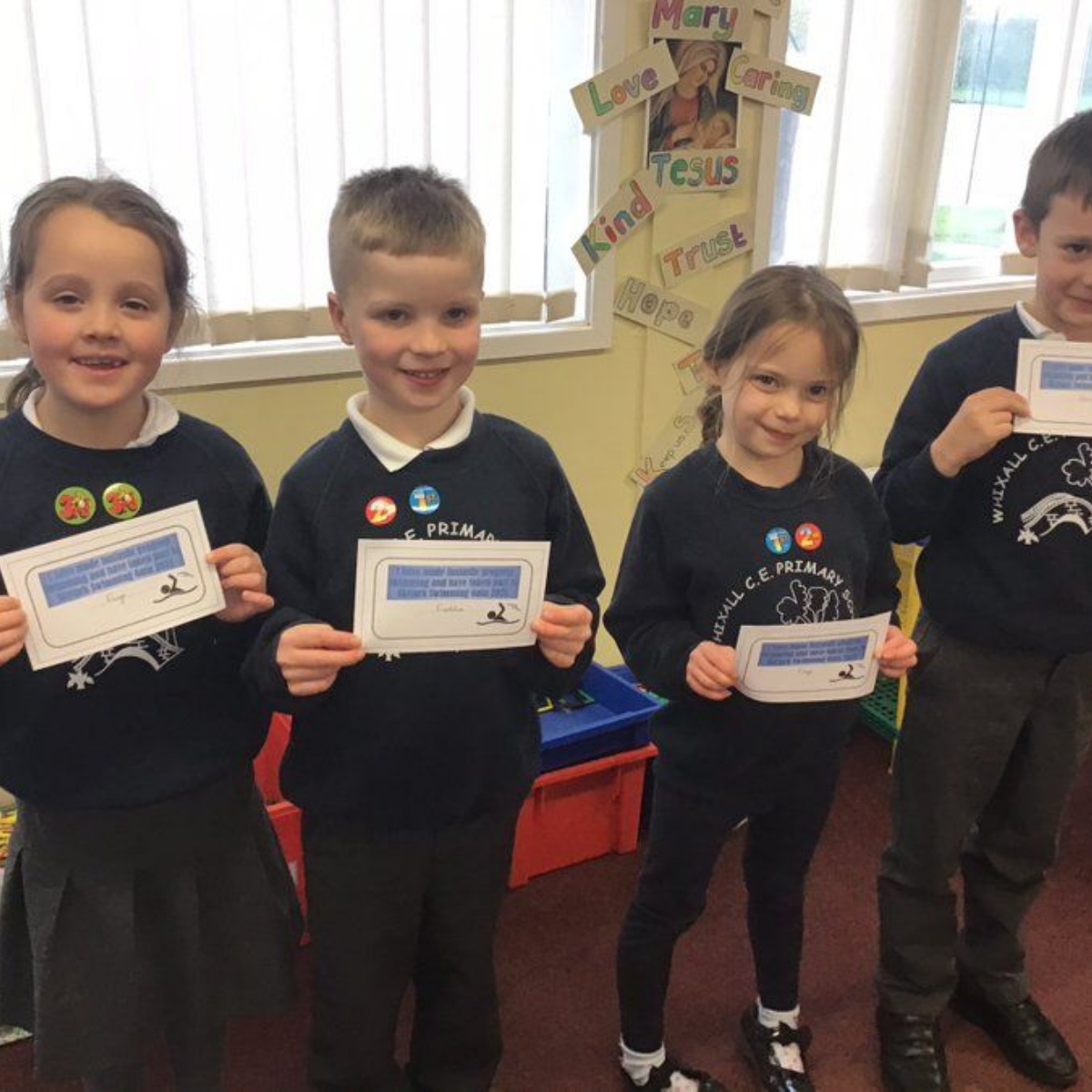 Whixall C.e. Primary School And Nursery - Skylarks Receive Certificates 